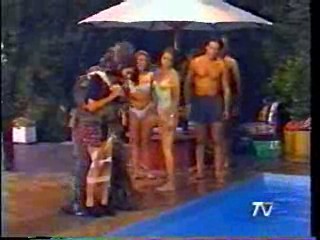 El Chapuzon (Karaoke Water Game)