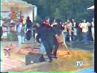 El Chapuzon (Karaoke Water Game)