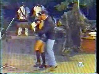 El Chapuzon (Karaoke Water Game)