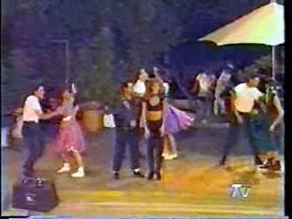 El Chapuzon (Karaoke Water Game)