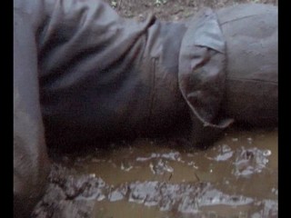 Gagon Messy Scene 0191 sample