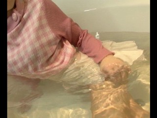 Gagon: Wetlook sample 0195