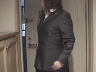 Gagon - Messy Suits & Cake