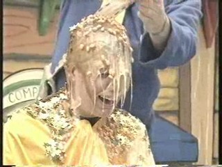 ana gunged on buzzy bees