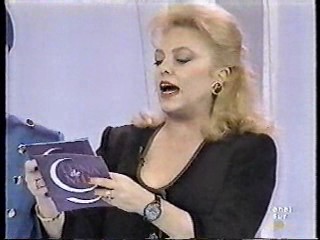 Luna De Miel (Bob's Your Uncle)