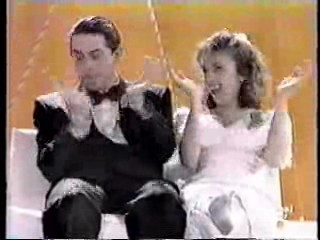 Luna De Miel (Bob's Your Uncle)