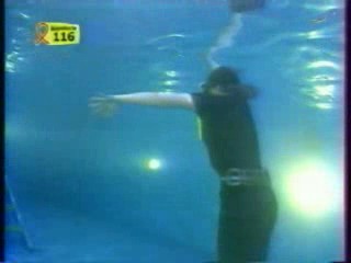 Le Big Dil Underwater