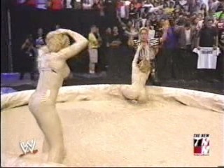 WWE Trish Stratus vs Stacy Keibler Mud Match