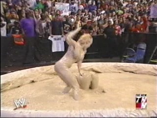 WWE Trish Stratus vs Stacy Keibler Mud Match