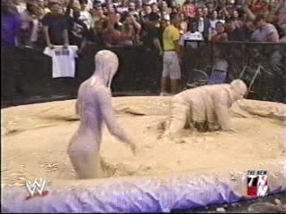 WWE Trish Stratus vs Stacy Keibler Mud Match