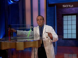 Clever - wet T-shirt science