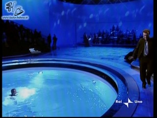 Tutte donne tranne me