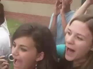 Mo Rielly of 95.5 The Beat gets wet