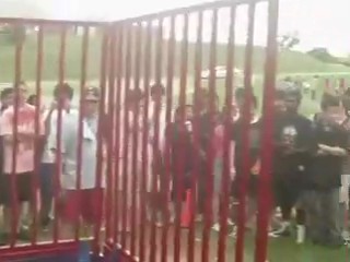 Mo Rielly of 95.5 The Beat gets wet