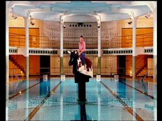 Man Bijt Hond (Man Bites Dog)