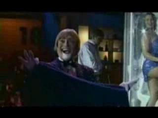 Marlen Olivari's shower