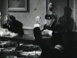 The 3 Stooges - Slippery Silks