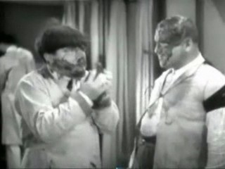 The 3 Stooges - Pop Goes the Easel
