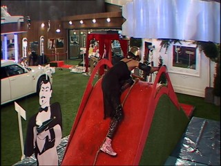 Celebrity Big Brother - Red Carpet Obstacle Course - Clip 3/6
