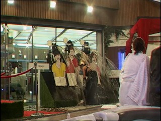 Celebrity Big Brother - Red Carpet Obstacle Course - Clip 5/6