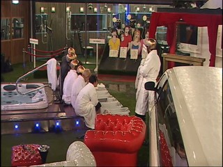 Celebrity Big Brother - Red Carpet Obstacle Course - Clip 6/6