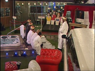 Celebrity Big Brother - Red Carpet Obstacle Course - Clip 6/6