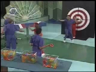 Waterfight from Mexican version of  Battle of the Sexes