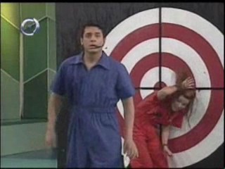 Waterfight from Mexican version of  Battle of the Sexes