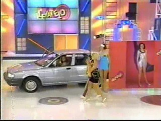 Contestant gets orange slime pour