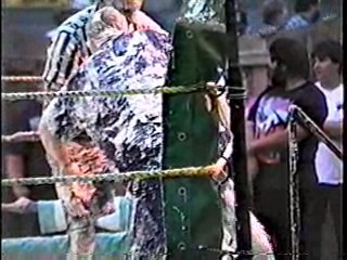 Oatmeal Wrestling #316