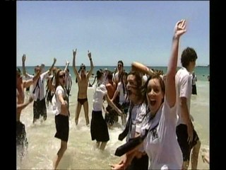 Channel 7  newsreporter Sarah Horsley dunked