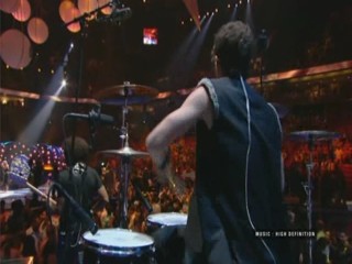 Kelly Clarkson at AMA