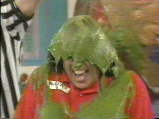 Family challenge gunk balloon