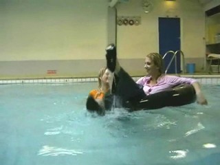 Wetclothinggirls Lindsay and Sanne