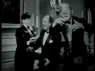 Half-Wits Holiday (3 Stooges)