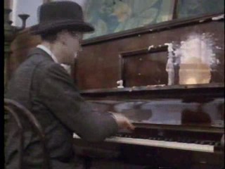 Good Morning, Babylon -- Pie Fight