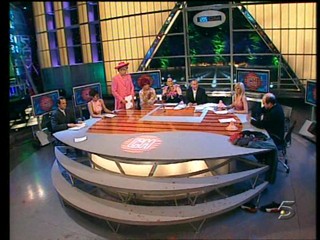 Cronicas Marcianas' Mud Wrestling