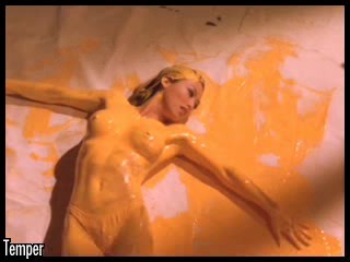 Sung Hi Lee - Paint Bath