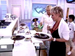 Xuxa and Ana Maria Braga Pie Fight