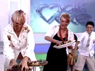 Xuxa and Ana Maria Braga Pie Fight