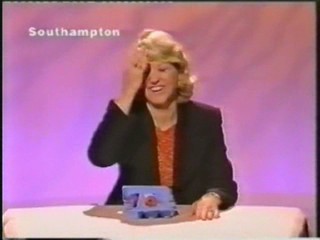 Noel's House Party - Egg Cracking