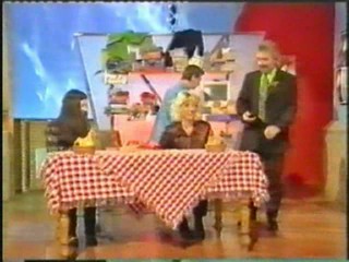 Noel's House Party - Egg Cracking