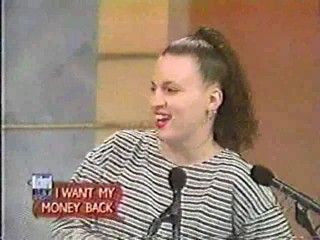 Richard Bey Show - Girl pied by her friend