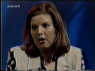 Glucksritter - Germany - Girl in black pants dunked in the slimy soup bowl