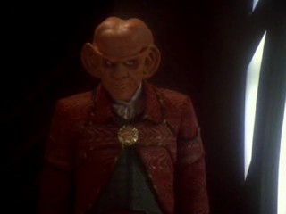 Star Trek Deep Space 9 - S06E12 - Who Mourns for Morn - Woman in mud bath_1200kbps