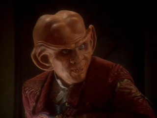 Star Trek Deep Space 9 - S06E12 - Who Mourns for Morn - Woman in mud bath_1200kbps