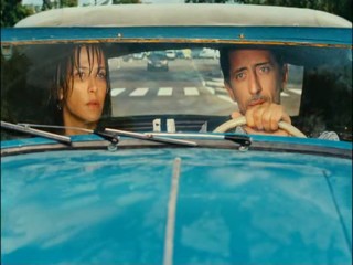 Un bonheur n'arrive jamais seul (Happiness Never Comes Alone)