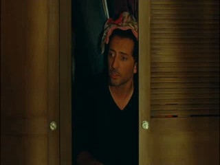 Un bonheur n'arrive jamais seul (Happiness Never Comes Alone)