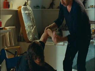 Un bonheur n'arrive jamais seul (Happiness Never Comes Alone)