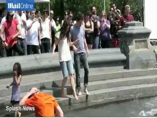 Celebrity fountain splashing